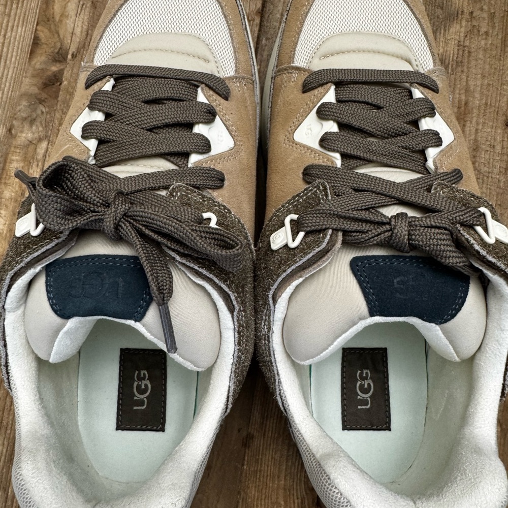 New Men’s UGG - Goldencush - Sand $160.00 USD Size 13 - Picture 9 of 11